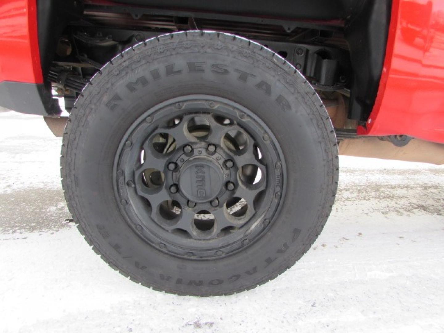 2017 Red /Gray Chevrolet Silverado 3500HD Work Truck Crew Cab Long Box 4WD (1GC4KYCG2HF) with an 6.0L V8 OHV 16V FFV engine, 6A transmission, located at 4562 State Avenue, Billings, MT, 59101, (406) 896-9833, 45.769516, -108.526772 - Photo#7